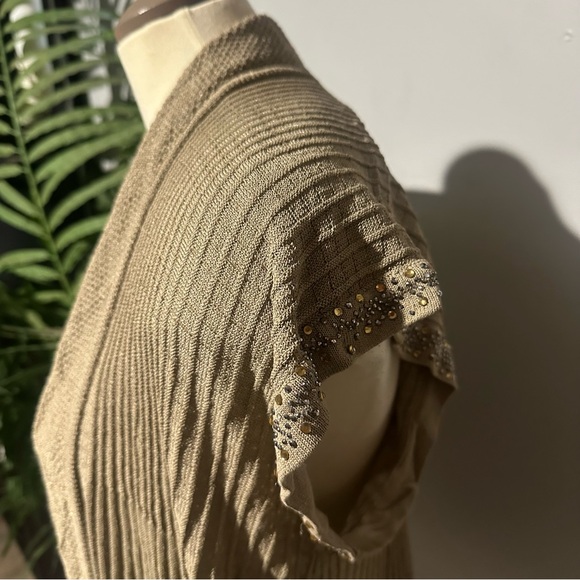 Sleeveless cardigan - Picture 2 of 3